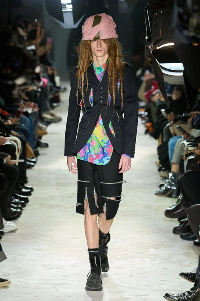 Look 13